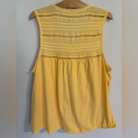 Sundance Manette LaceYellow Cotton Tank with pom-pom trim - Picture 2 of 9